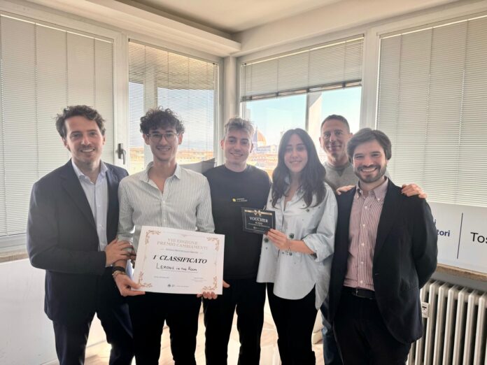 premiazione 1° classificato, Lemons in the room